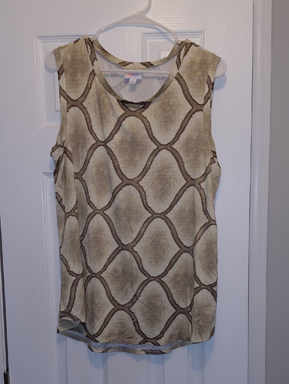 LuLaRoe Sleeveless Tank in Cream and Brown Lattice Print